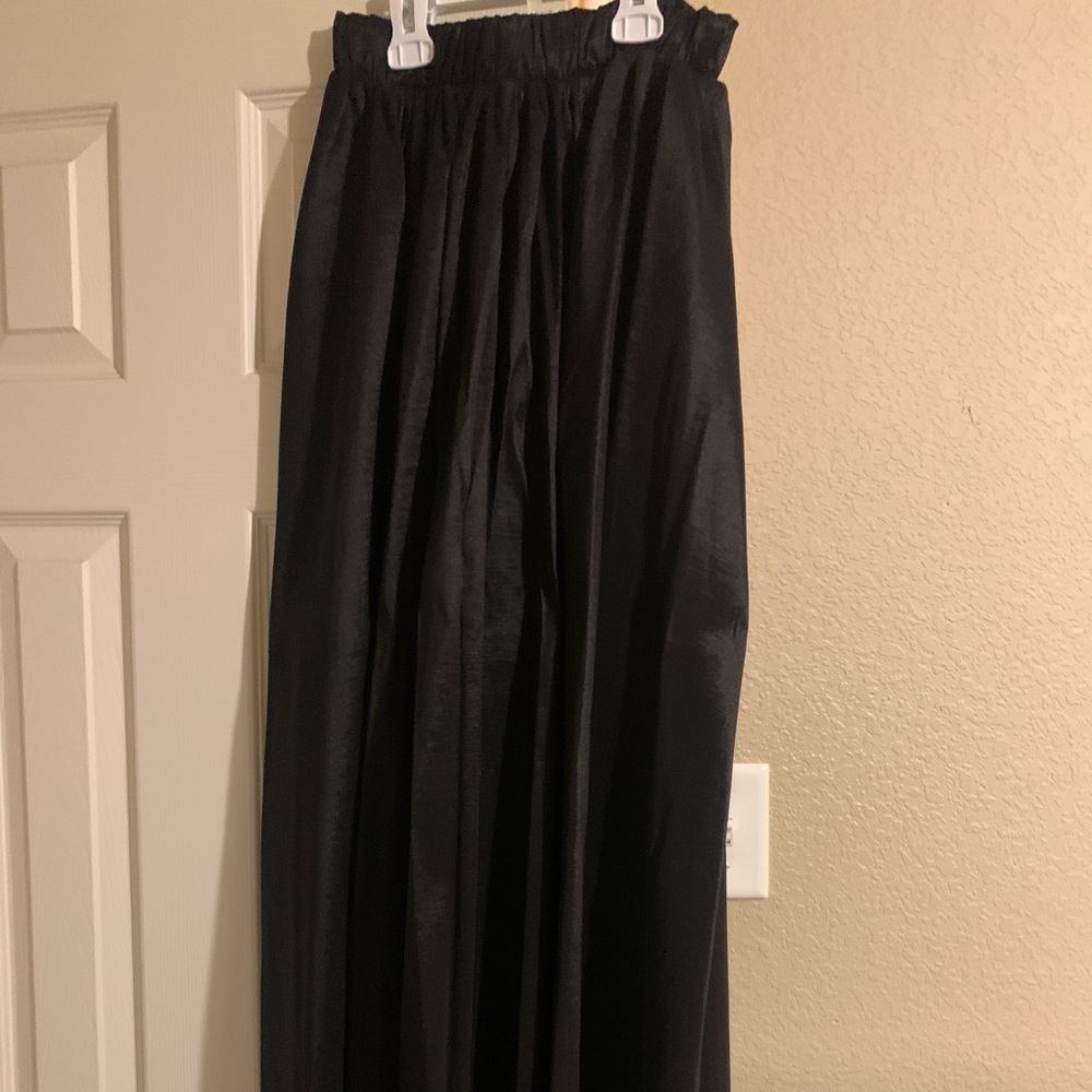 Long black maxi skirt